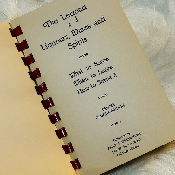 🍸VINTAGE 1930s Cocktail Mixing Handbook - Picture 3 of 7